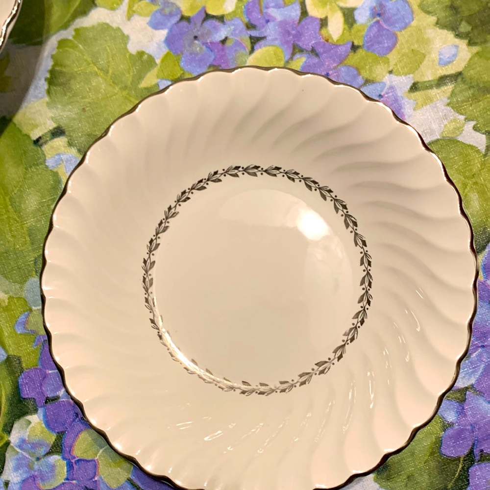 8 China bowls